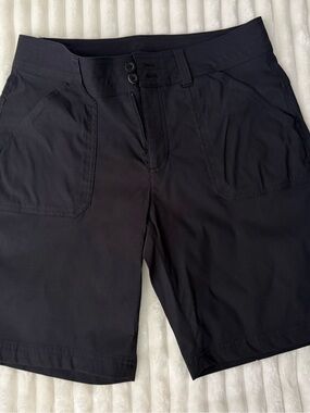 (NWOT) Eddie Bauer Women's Bermuda Shorts